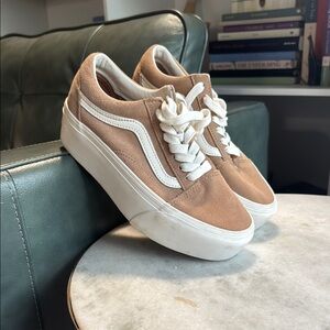 Vans Soft Suede Old Skool Stackform Sneakers